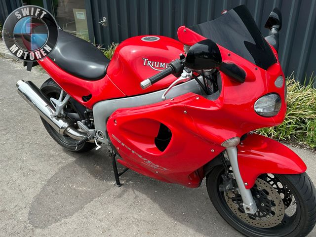 triumph - sprint-st-955