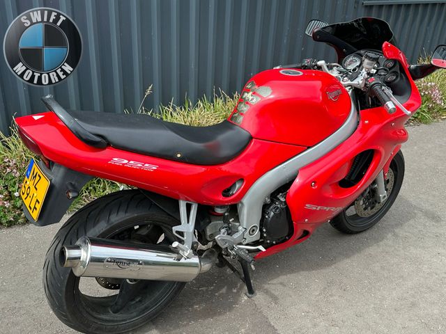 triumph - sprint-st-955