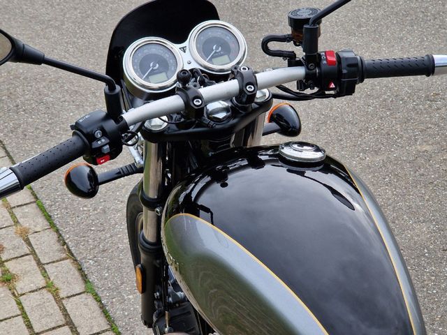 triumph - street-cup