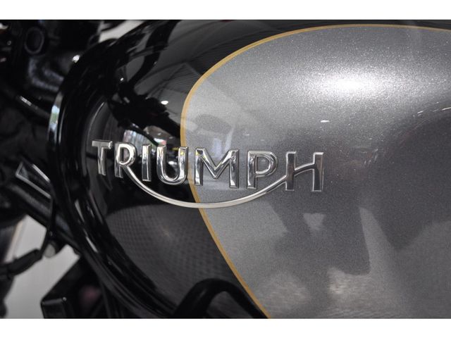 triumph - street-cup