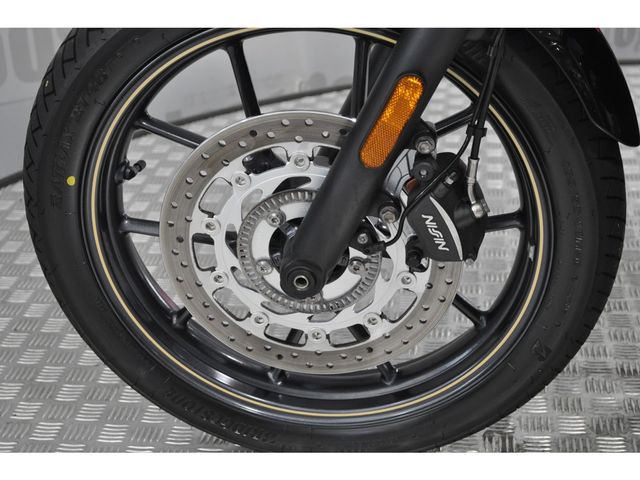 triumph - street-cup