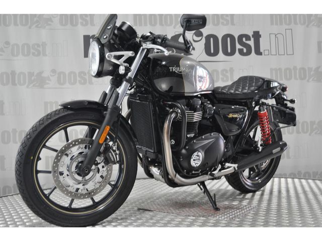 triumph - street-cup