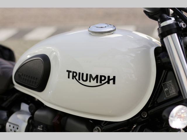 triumph - street-scrambler