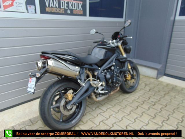 triumph - street-triple