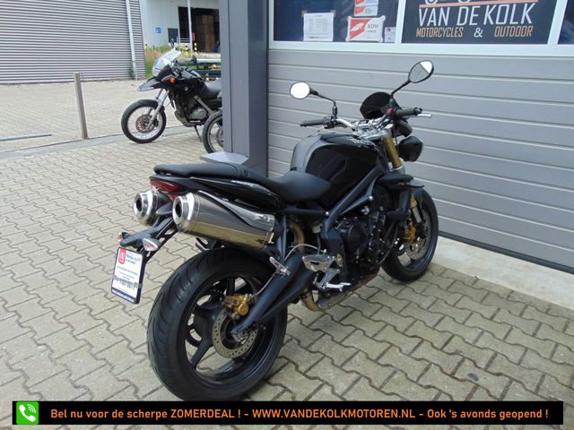 triumph - street-triple