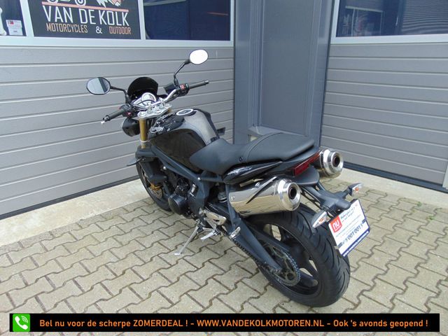 triumph - street-triple