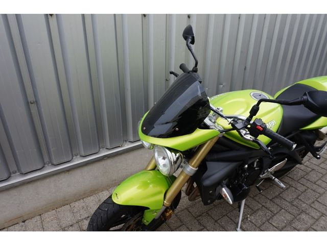 triumph - street-triple