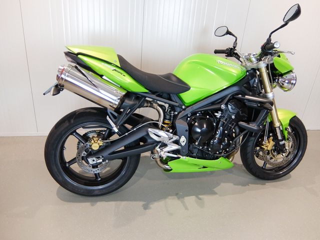 triumph - street-triple