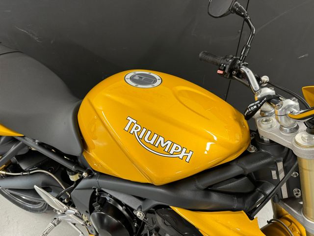 triumph - street-triple-675