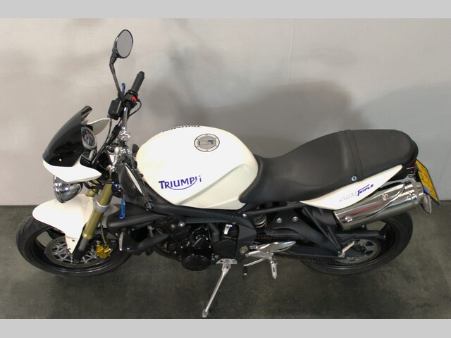 triumph - street-triple-675