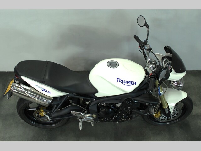 triumph - street-triple-675