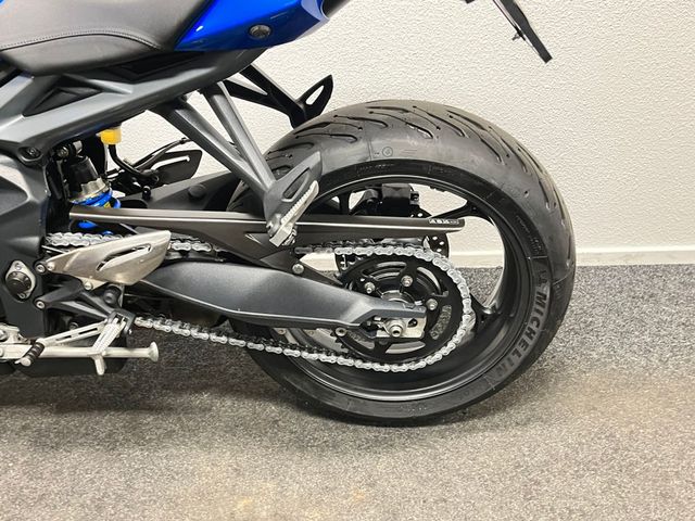 triumph - street-triple-675
