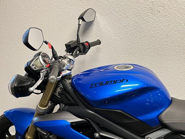 triumph - street-triple-675