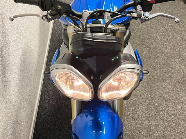 triumph - street-triple-675