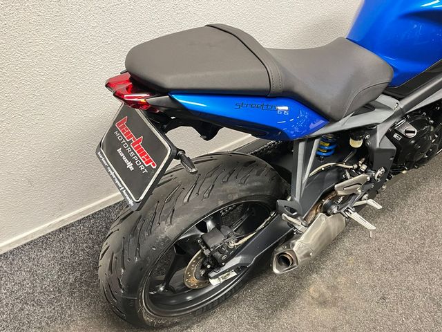 triumph - street-triple-675