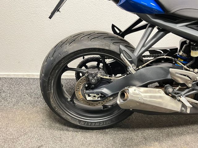 triumph - street-triple-675