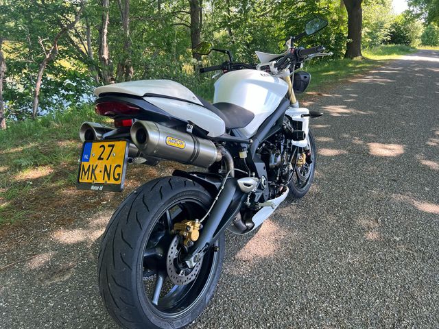 triumph - street-triple-675