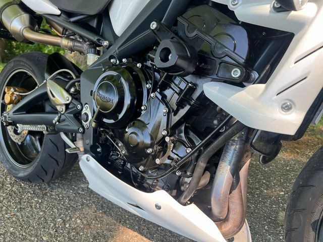 triumph - street-triple-675