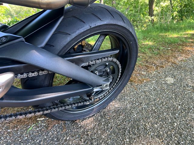 triumph - street-triple-675