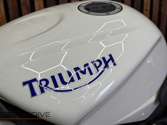 triumph - street-triple-675