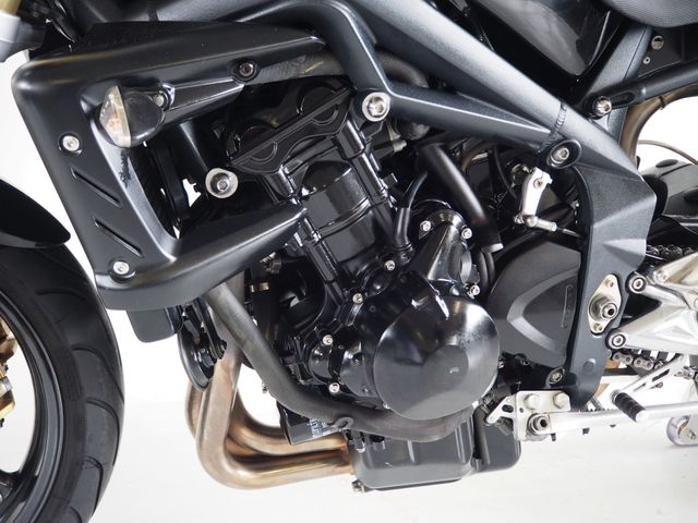 triumph - street-triple-675