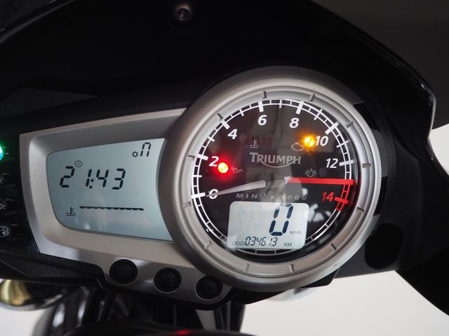 triumph - street-triple-675