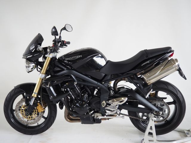 triumph - street-triple-675