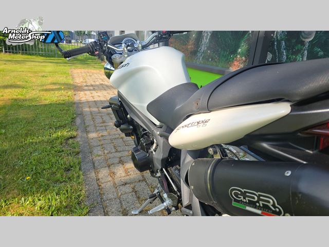 triumph - street-triple-675