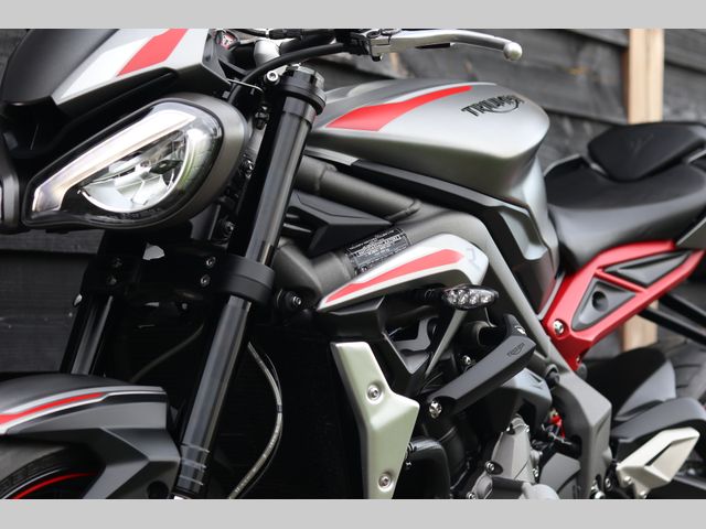 triumph - street-triple-765-r