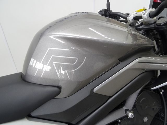 triumph - street-triple-765-r