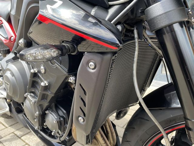 triumph - street-triple-765-r