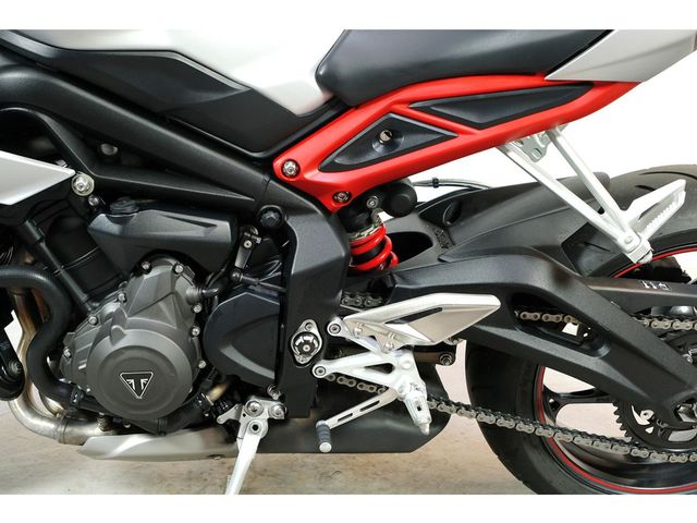 triumph - street-triple-765-r