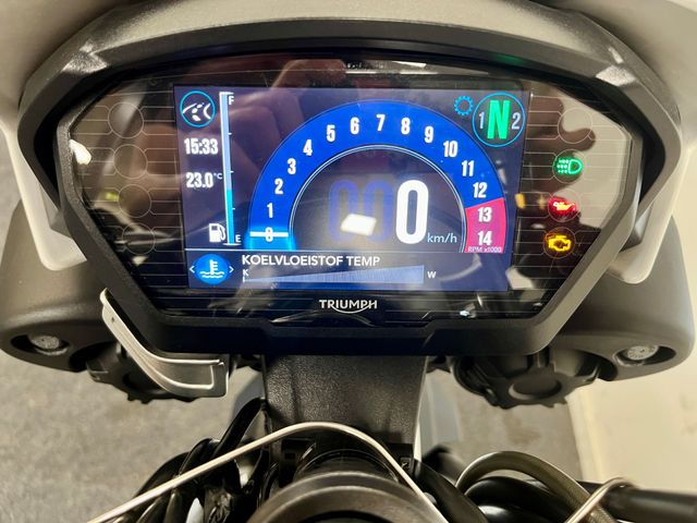 triumph - street-triple-765-r