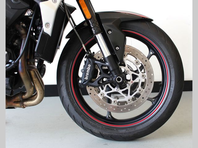 triumph - street-triple-765-r