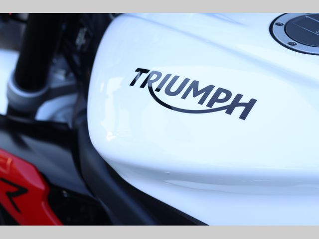 triumph - street-triple-r