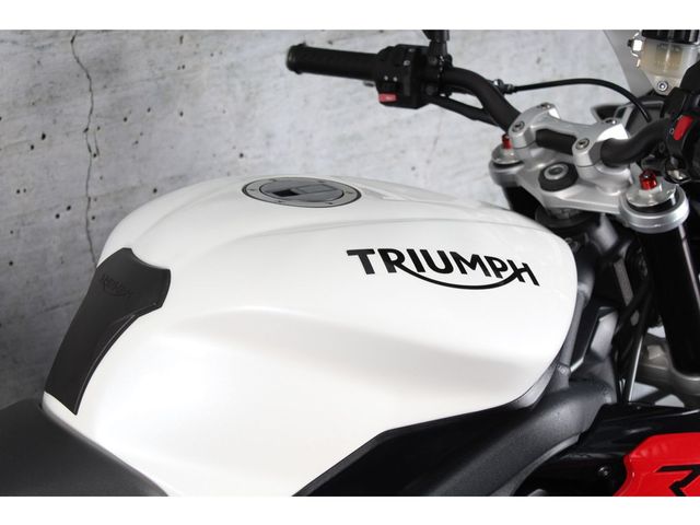 triumph - street-triple-r