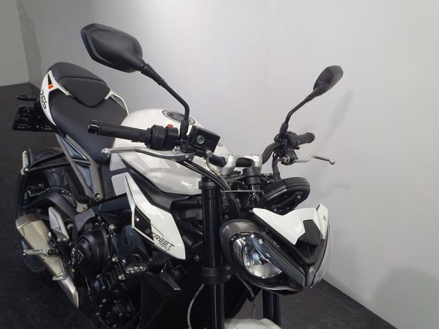 triumph - street-triple-r