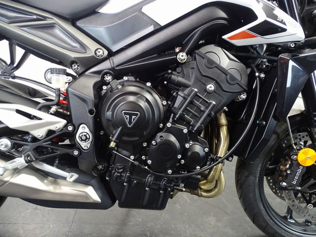 triumph - street-triple-r