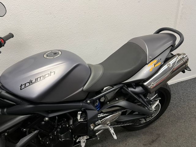 triumph - street-triple-r