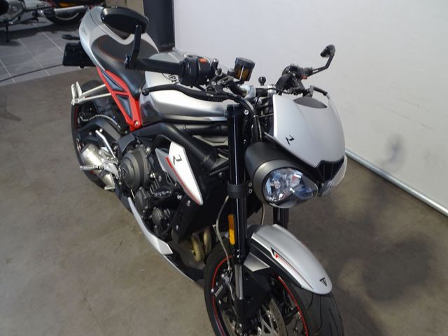 triumph - street-triple-r