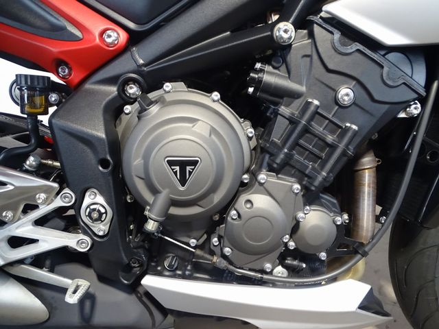 triumph - street-triple-r