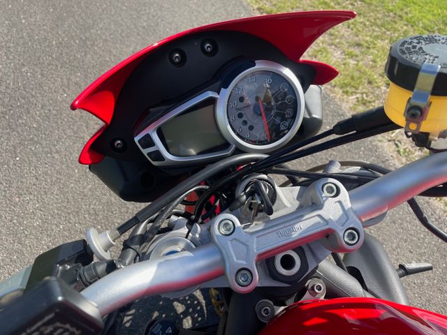 triumph - street-triple-r