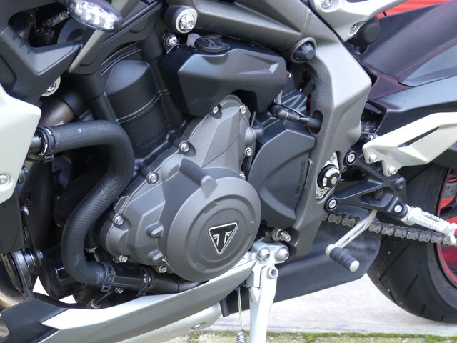 triumph - street-triple-r-abs