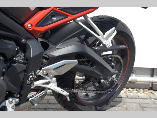 triumph - street-triple-r-abs