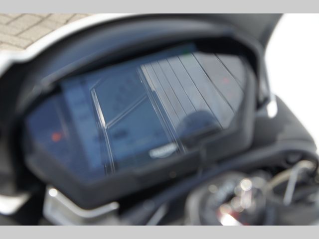 triumph - street-triple-r-abs