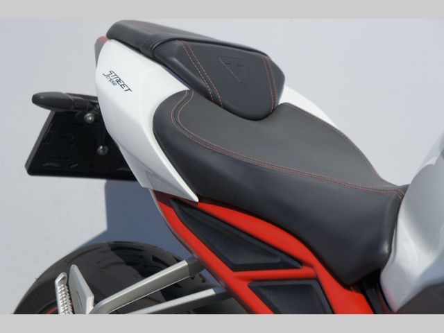 triumph - street-triple-r-abs