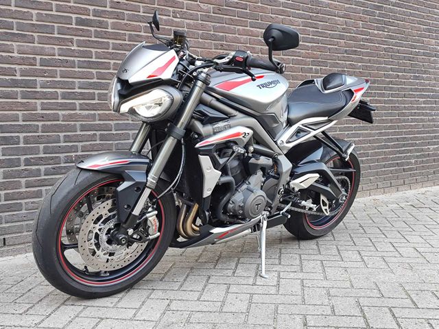 triumph - street-triple-rs