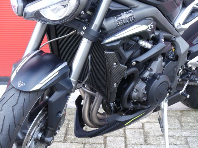 triumph - street-triple-rs