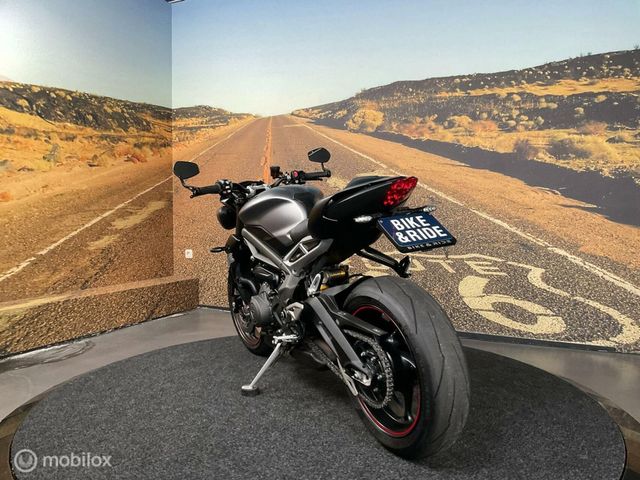 triumph - street-triple-rs