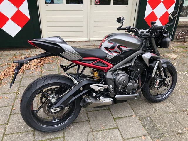 triumph - street-triple-rs